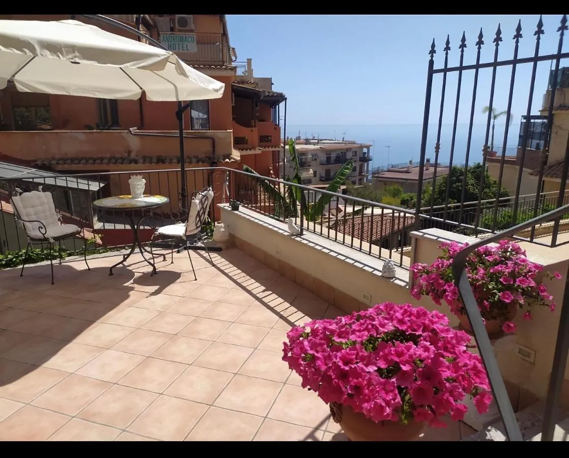 Apartment Marifra Garden Taormina Italy
